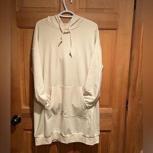 Midi, XL cream colored oversized sweatshirt dress